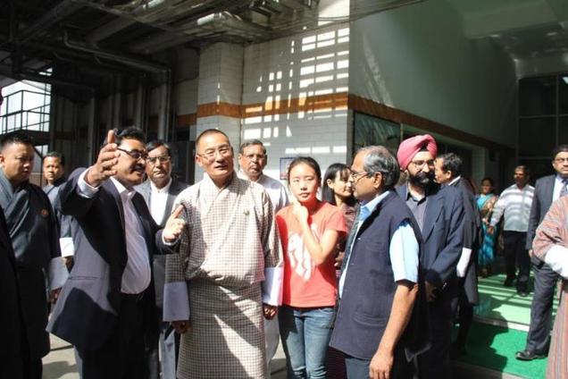 Bhutan-PM-Tobgay-visits-Amul-dairy